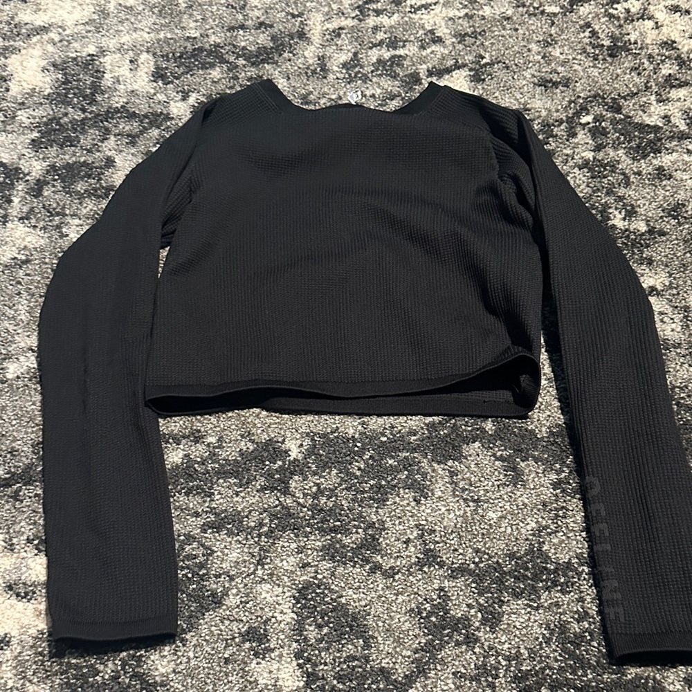 Aerie Black Long Sleeve Crop Top